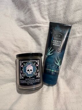 New With Tags Lot 2 Bath And Body Works Wicked Vanilla Woods Body Cream + Candle